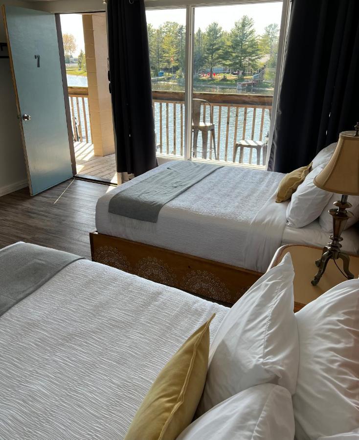 Kit Wat Motel & Marina Sauble Beach Εξωτερικό φωτογραφία