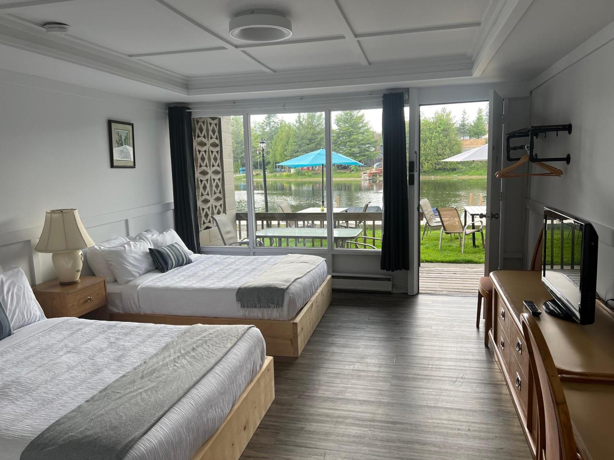 Kit Wat Motel & Marina Sauble Beach Εξωτερικό φωτογραφία