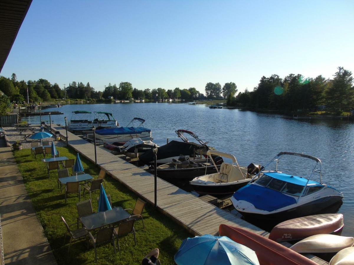 Kit Wat Motel & Marina Sauble Beach Εξωτερικό φωτογραφία